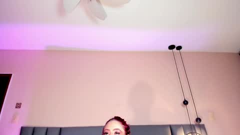 Jupiter Fox online show from April 7, 1:07 am