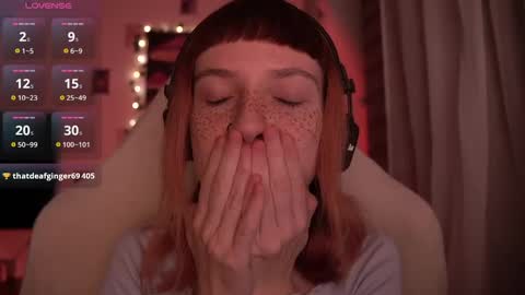 Julia online show from December 3, 2:23 am