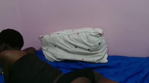 just ebonee online show from December 5, 7:04 pm