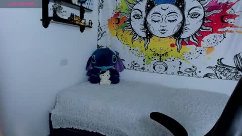 Sofia online show from November 4, 3:28 pm