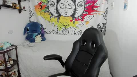 Sofia online show from February 6, 7:17 pm