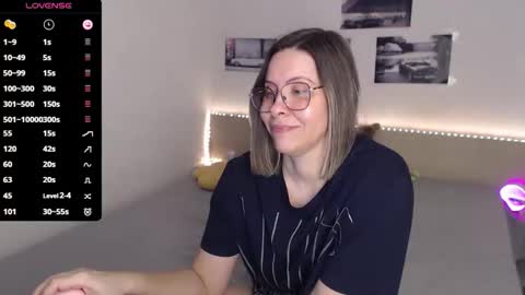 Julie online show from February 24, 5:28 am