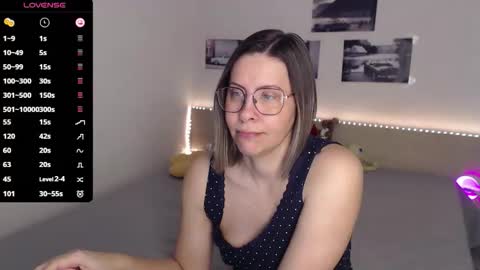 Julie online show from February 25, 5:50 am