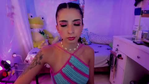 Mia online show from February 5, 4:48 am