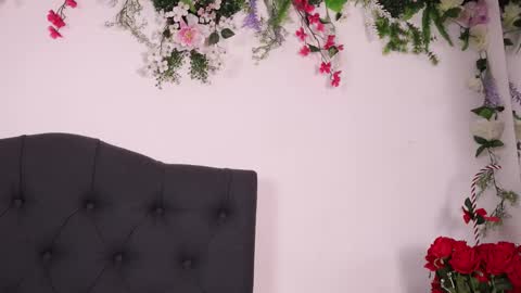 Nala online show from January 7, 5:49 pm