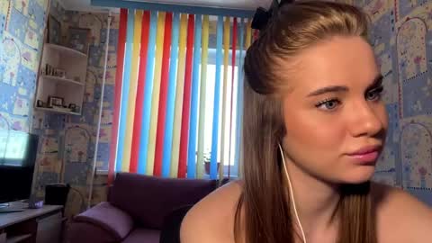 Melissa online show from May 16, 6:38 am