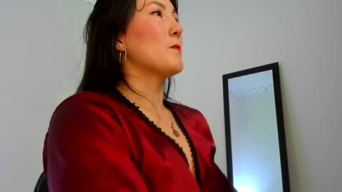 ChloeIndependient model online show from January 3, 11:55 pm