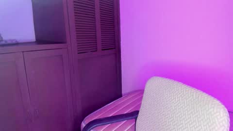 kaiahlive online show from March 10, 10:36 pm