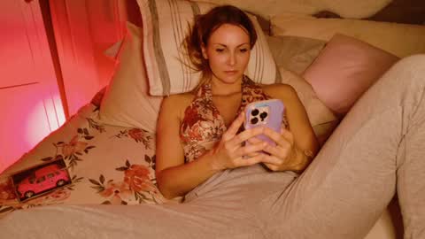 Kailee Smile online show from January 14, 4:39 am