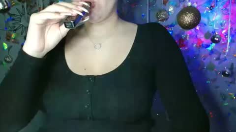 Kaitlin online show from December 4, 6:52 pm