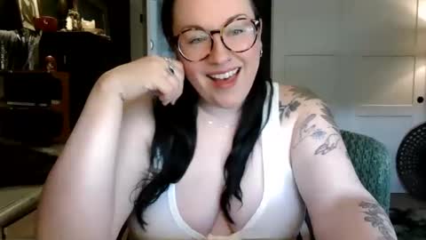 kaitrosss online show from May 20, 10:07 pm