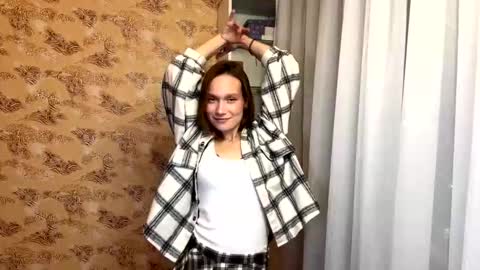 Kallie online show from November 7, 3:06 pm