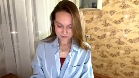 Kallie online show from December 18, 2:44 pm