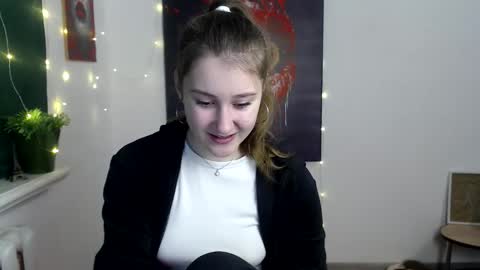 kamilla_love_ online show from January 8, 1:04 pm