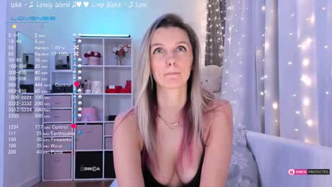 Julia online show from March 2, 11:39 pm