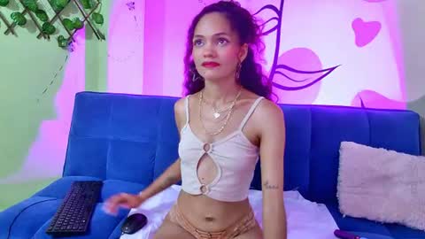Karen  online show from June 18, 2:46 am