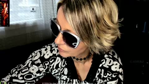 karinabrando online show from December 19, 9:07 am