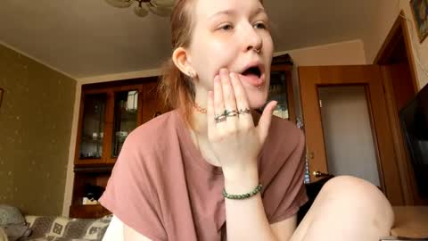 Karina online show from April 16, 9:09 am