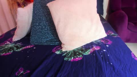 karla rodriguez online show from February 18, 1:54 pm