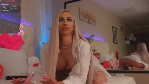 KarlaBart online show from February 15, 8:19 pm