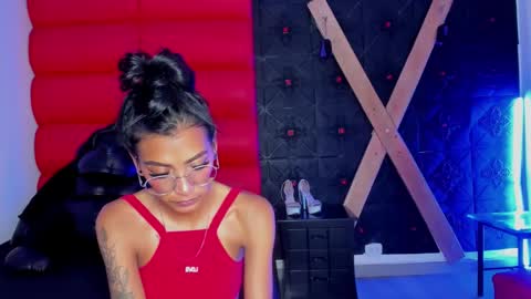 karlaslutskinny__ online show from March 17, 9:41 pm