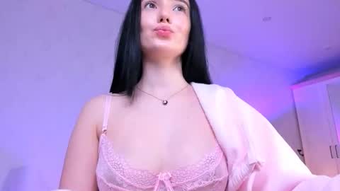 karli_grei online show from November 25, 6:15 am