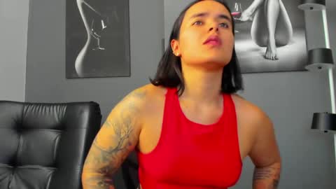   online show from April 10, 4:35 pm