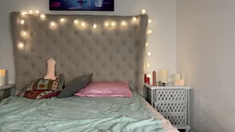 KarmaRosexx online show from December 19, 3:19 pm