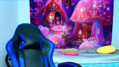    online show from September 30, 12:33 pm