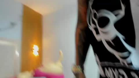 Karoll online show from April 20, 8:01 pm