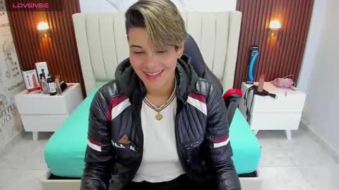 Karoll online show from March 8, 2:54 am