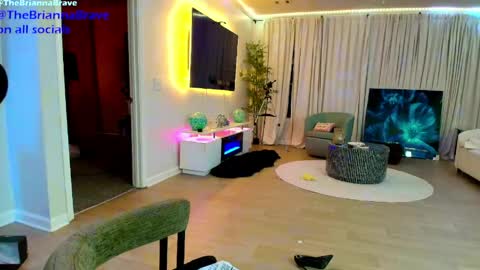 BriannaBrave online show from May 15, 2:27 am