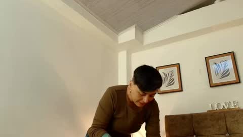 kat paradisse online show from January 7, 12:19 pm