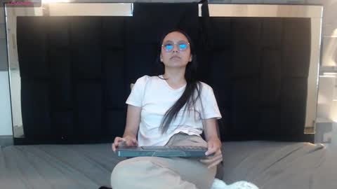 Katalina online show from February 10, 5:27 pm