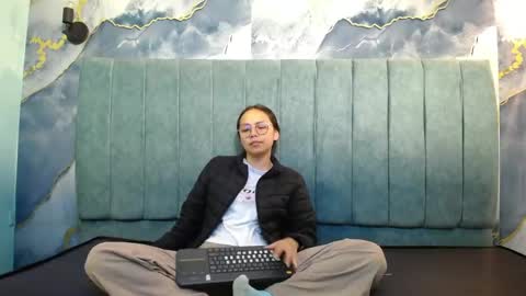 Katalina online show from April 16, 6:07 pm