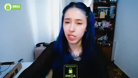 Maca online show from December 24, 2:22 pm