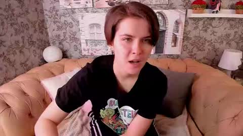 kate_viz online show from March 2, 9:38 am