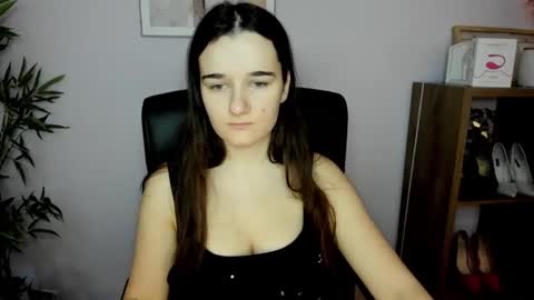 Kate  online show from February 9, 7:27 am