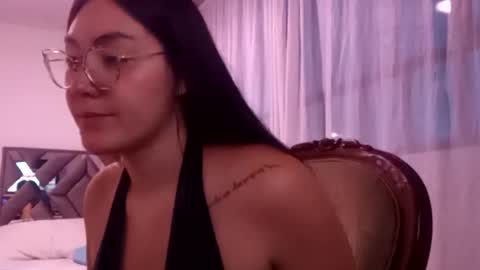 catalina online show from December 17, 10:44 am