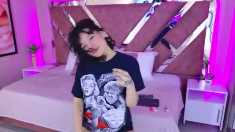 KatheGomez  online show from February 25, 2:32 am