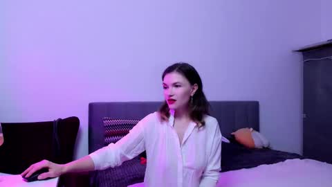 Katherine online show from November 7, 4:12 pm