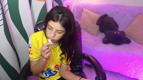 kathie_lozada online show from September 17, 3:15 am