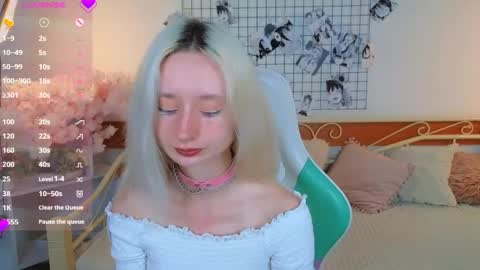 Katia  online show from April 14, 5:51 am