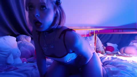 Katie Deville online show from February 14, 1:45 am