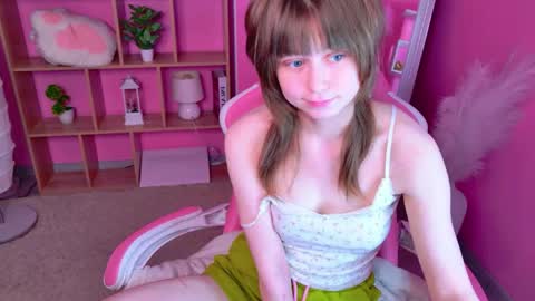 Katie online show from May 16, 10:36 am