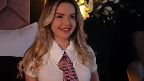 KatJolie online show from January 28, 8:47 pm