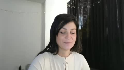 katalina online show from March 12, 5:49 pm