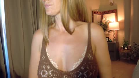 Katy online show from April 16, 11:18 pm