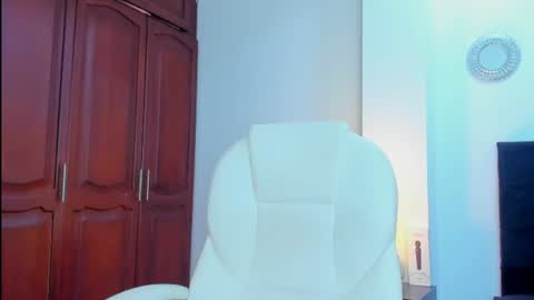 KATYAJHONSS online show from February 3, 10:00 pm