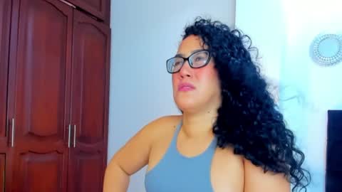 KATYAJHONSS online show from January 28, 9:50 pm